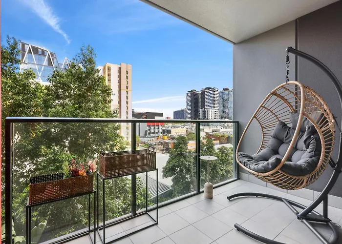 Cosy 2-Bed With Pool Bbq Area And Secure Parking